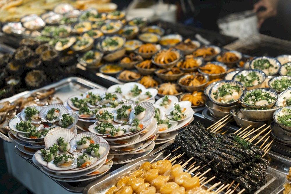 Thưởng thức hải sản tươi ngon
